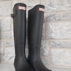 Hunters boots size 8